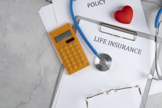 Mutuelle santé en France : pourquoi les tarifs grimpent et qui peut en être dispensé ?