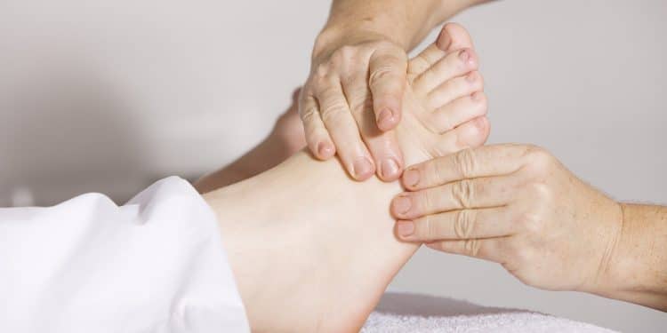 Tout savoir sur l'homéopathie et la chirurgie du genou
